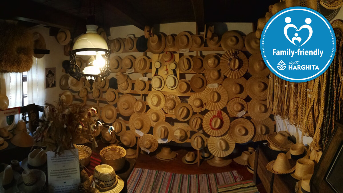Muzeul Pălăriilor de Paie din Crișeni