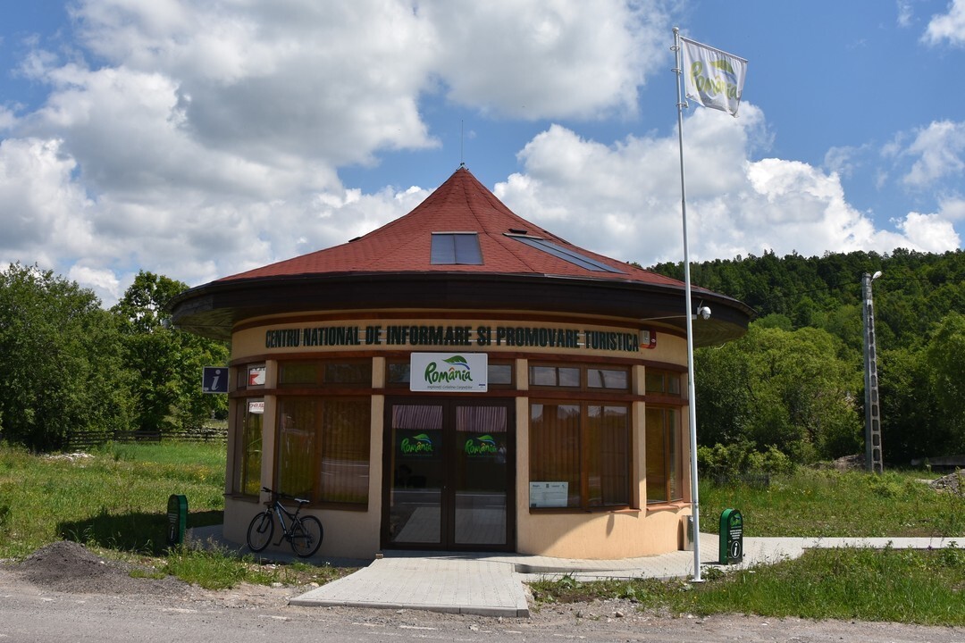 Tourist Information Center Vlăhița